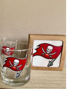 Tampa Bay Buccaneers licensed items. 2 rocks glasses and 4 coasters, iconic logo
